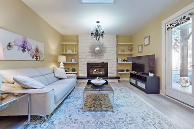 237 Old Yonge St, Toronto - St. Andrew-Windfields image-0-2
