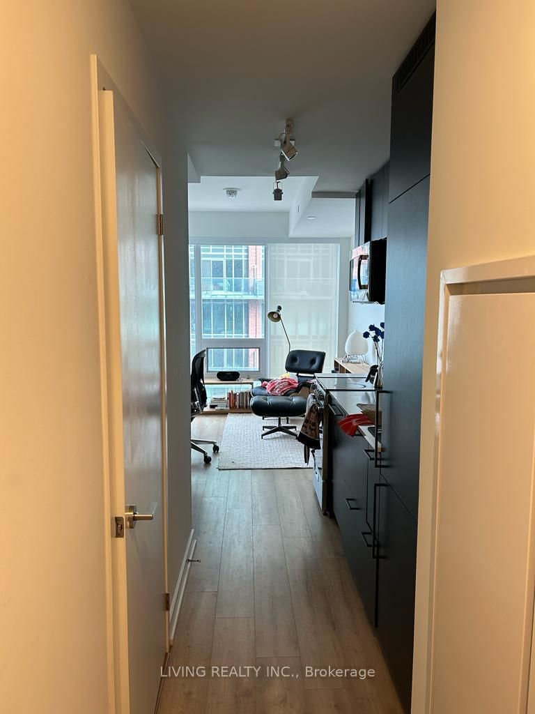 home for lease on 1109-135 East Liberty Street