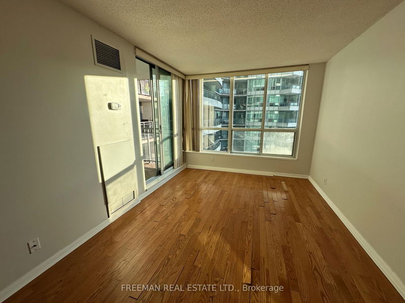 Unit 620 — 230 Queen Quay, Toronto - Waterfront Communities C1 image-0-0
