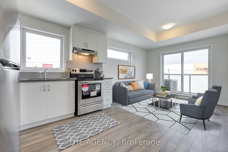 home for lease on 329-2787 Eglinton Avenue E