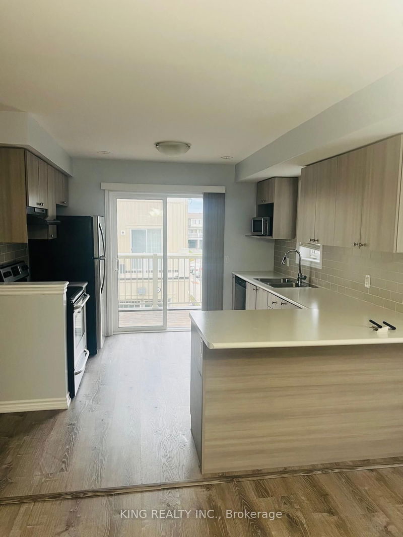 home for lease on 90-2500 Hill Rise Court