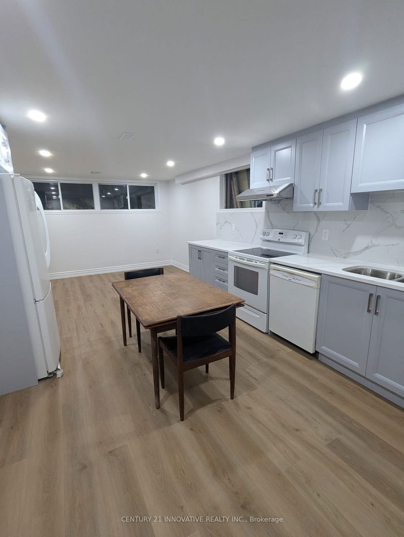 home for lease on 58 Allister Avenue