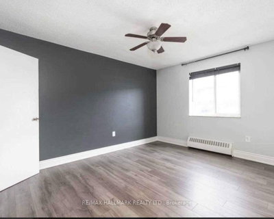 Unit 106 — 936 Glen Street — photo 5