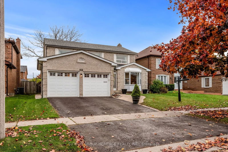 home for sale on 609 Amberwood Crescent