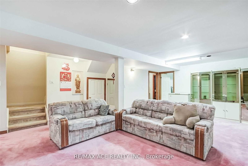 BSMT - 161 Heale Ave, Toronto, M1N 3Y2 | Image 2