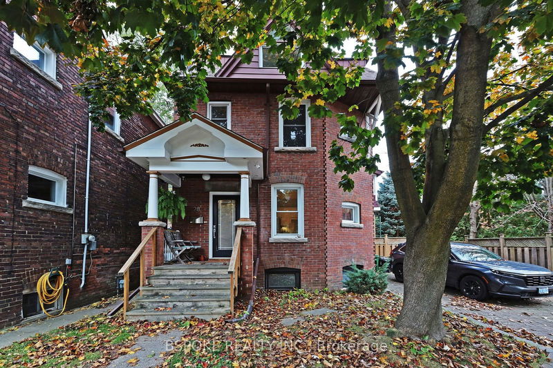 home for lease on 28 Ravina Crescent