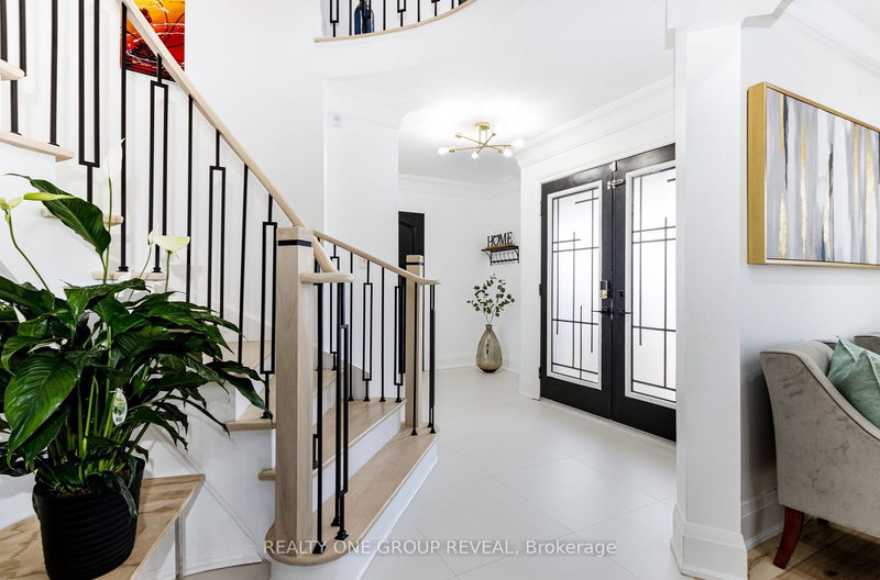 1 Bridgid Dr, Whitby, L1P 1T7 | Image 3