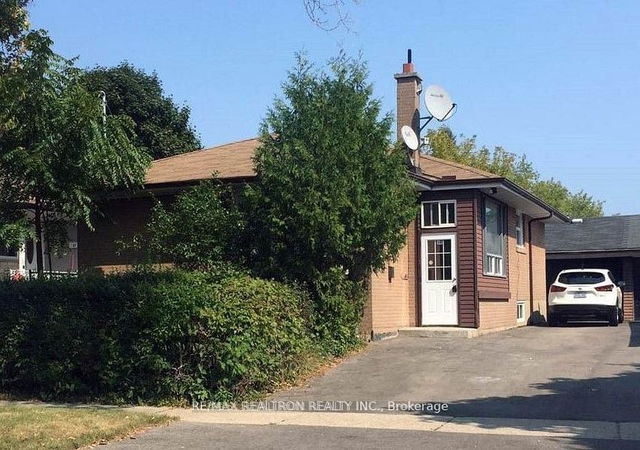 Main - 25 Mid Pines Road