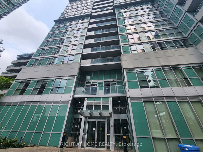 home for lease on 407-70 Town Centre Court