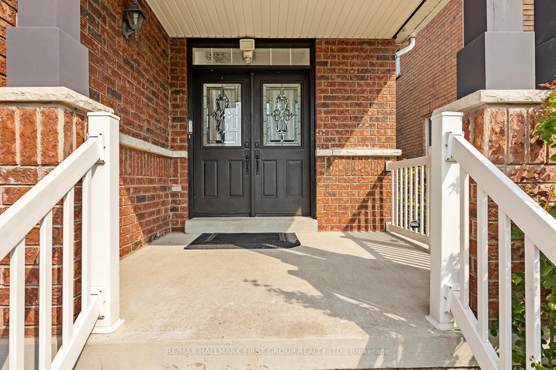 494 Rougewalk Dr, Pickering, L1X 0A1 | Image 3