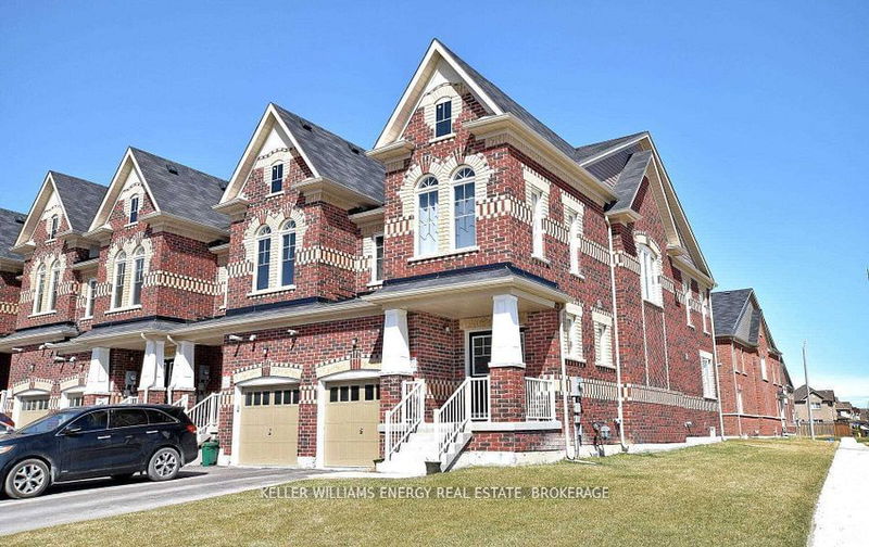 home for lease on 615 Krawchuk Crescent