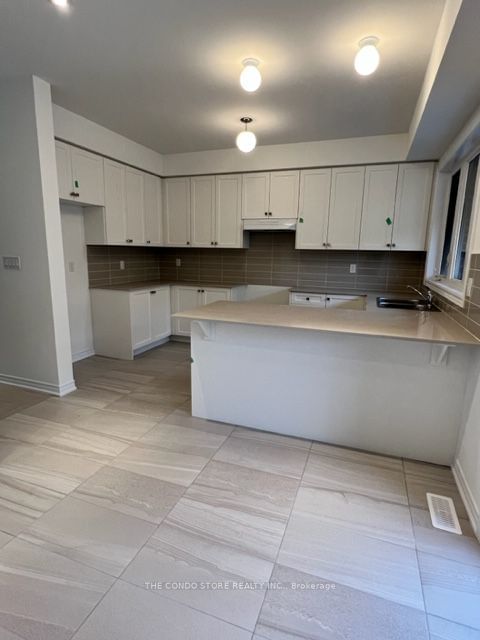 home for lease on 39 Steamboat Way