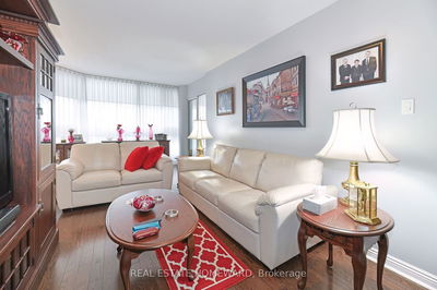 Unit 810 — 3233 Eglinton Ave, Toronto - Scarborough Village image-0-3