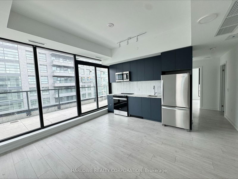 home for lease on PH527 F-1608 Charles Street