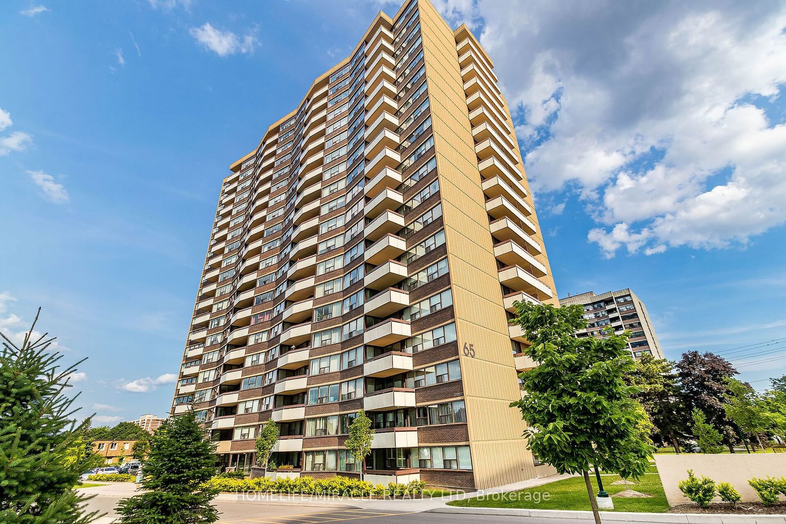 Building at 65 Huntingdale Boulevard, Toronto, L'Amoreaux