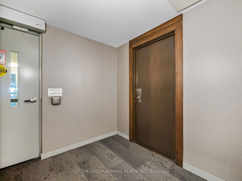 Room1