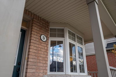 5 WOODBINE Pl, Oshawa - Windfields image-0-2