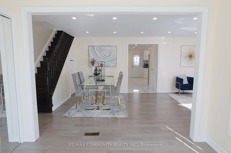 33 Windsor Ave, Ajax, L1S 2B1 | Image 3