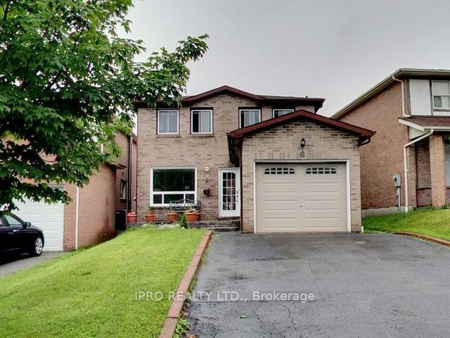 home for lease on 6 Woodward Crescent