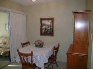 706 - 711 Rossland Rd E, Whitby, L1N8Z1 | Image 3