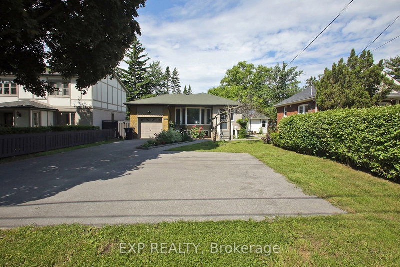 812 Kennedy Rd, Toronto, M1K 2C8 | Image 2