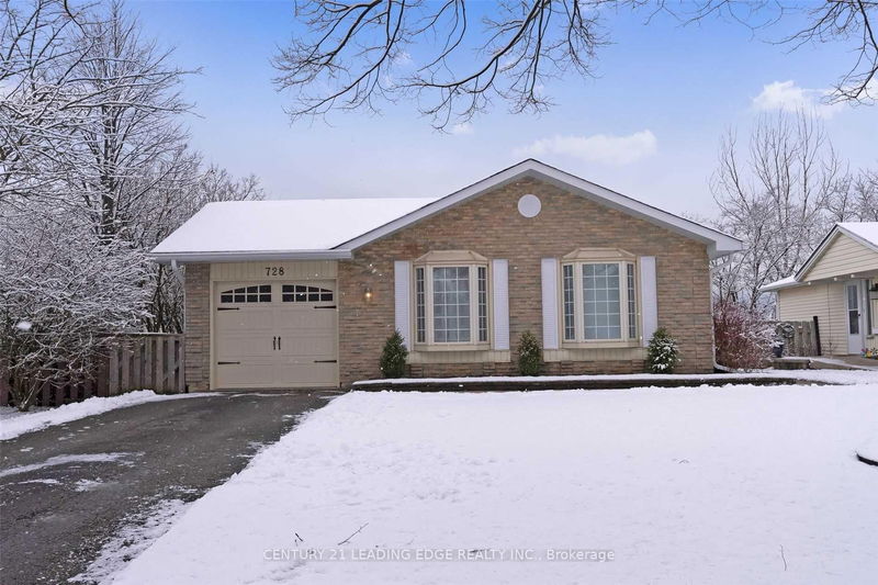 home for lease on MAIN-728 DOWNS Crescent