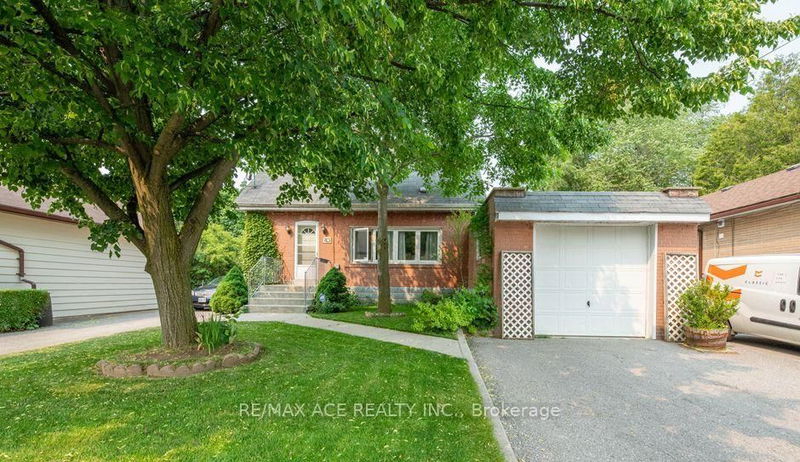 home for lease on 80 Vanbrugh Avenue