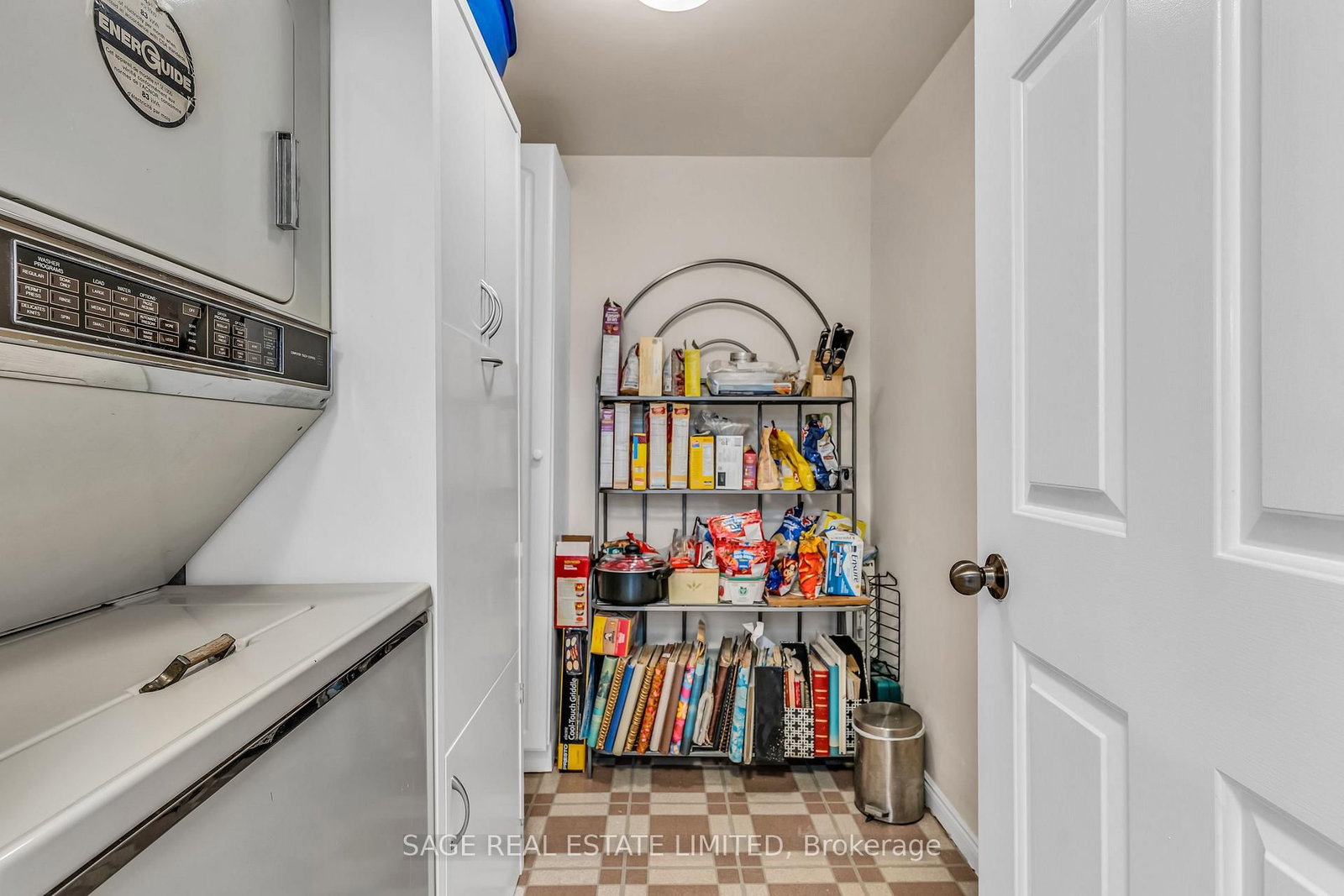Listing Image 14