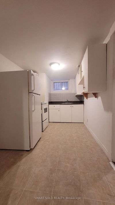26 Phillip Ave, Toronto - Birchcliffe-Cliffside image-0-3