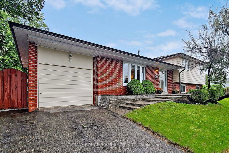 home for lease on 78 Clappison Boulevard