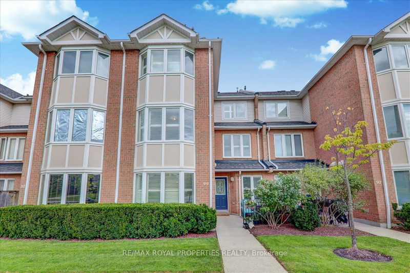 home for sale on 99 Mondeo Drive