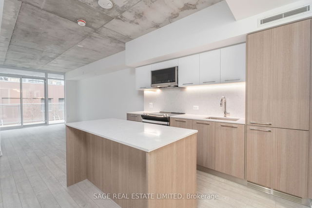 307 - 665 Queen Street