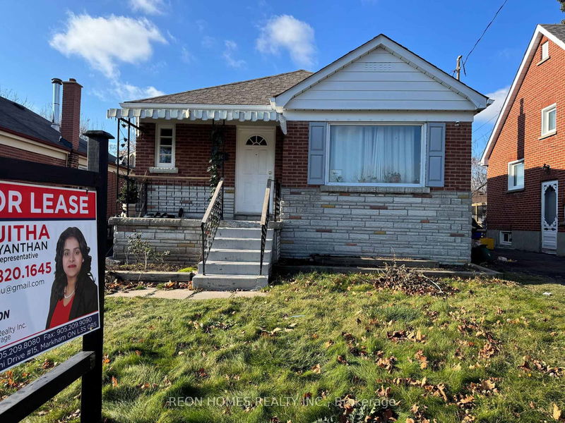 home for lease on (Bsmt)-160 Highland Avenue