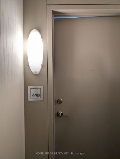 Unit PH-103 — 38 Lee Centre Dr, Toronto - Woburn image-0-2