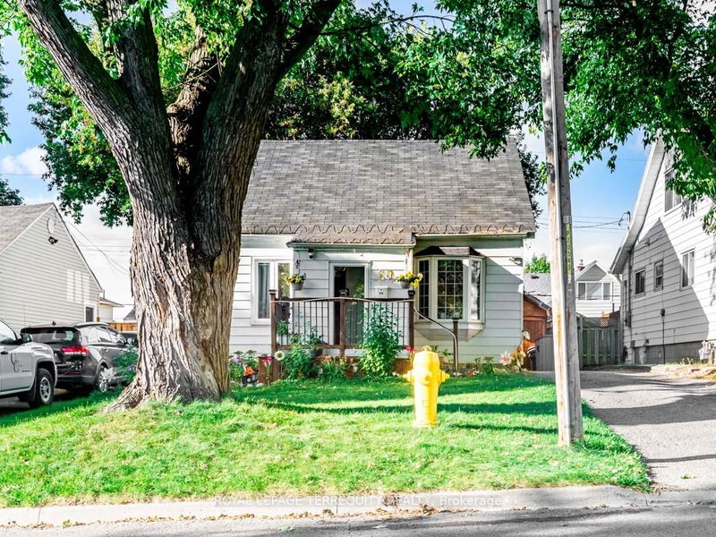 home for lease on 20 York Street