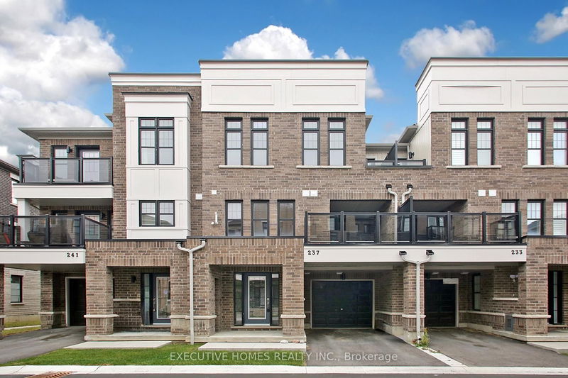 home for sale on 237 Lord Elgin Lane