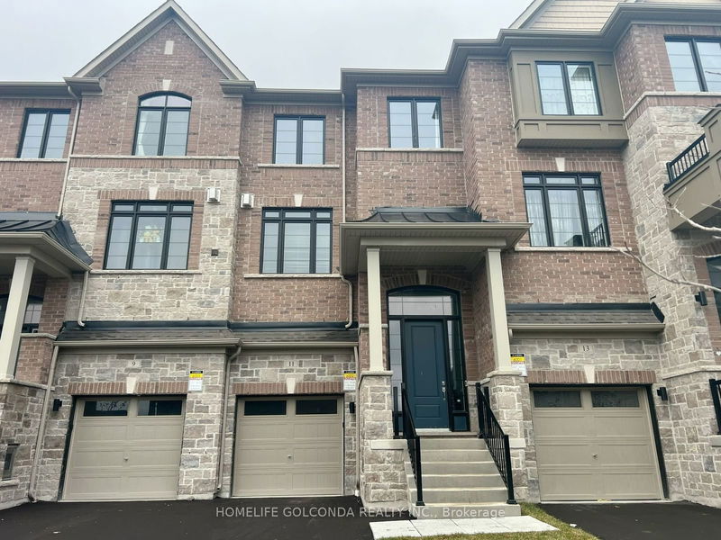 home for lease on 11 Elkington Crescent