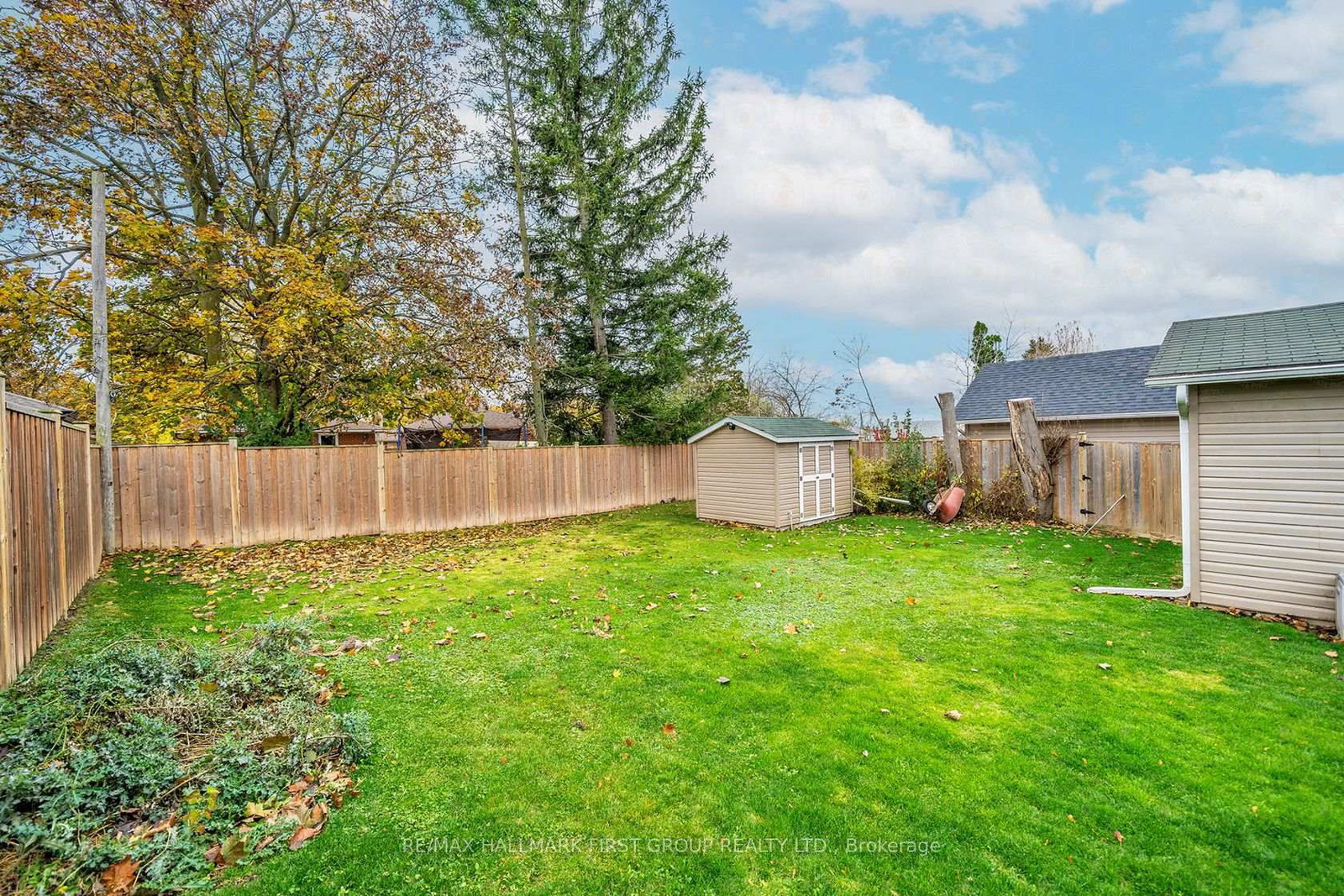 Listing Image 7