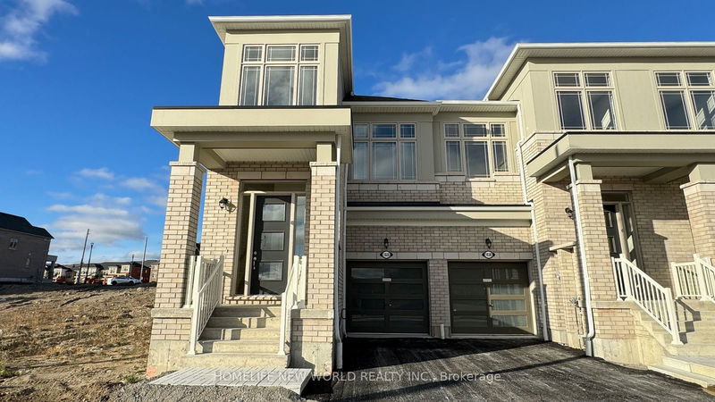 home for lease on 1026 Crowsnest Hllw