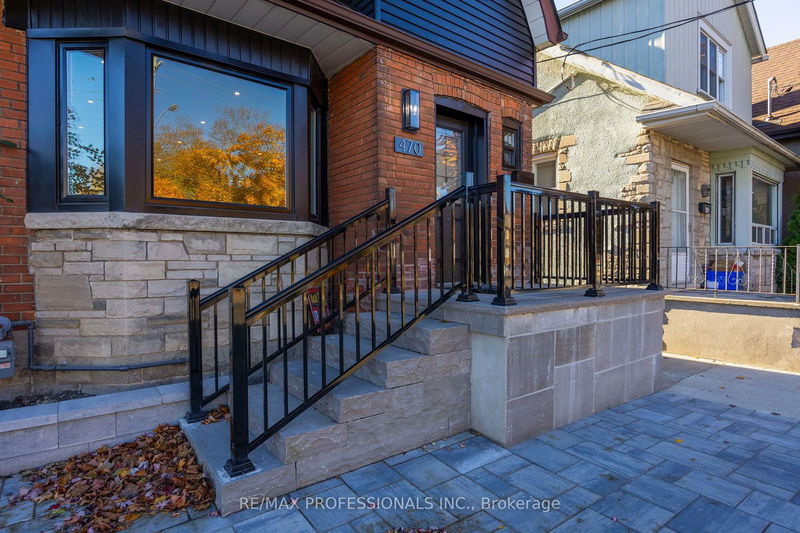 home for lease on Upper-470 Donlands Avenue