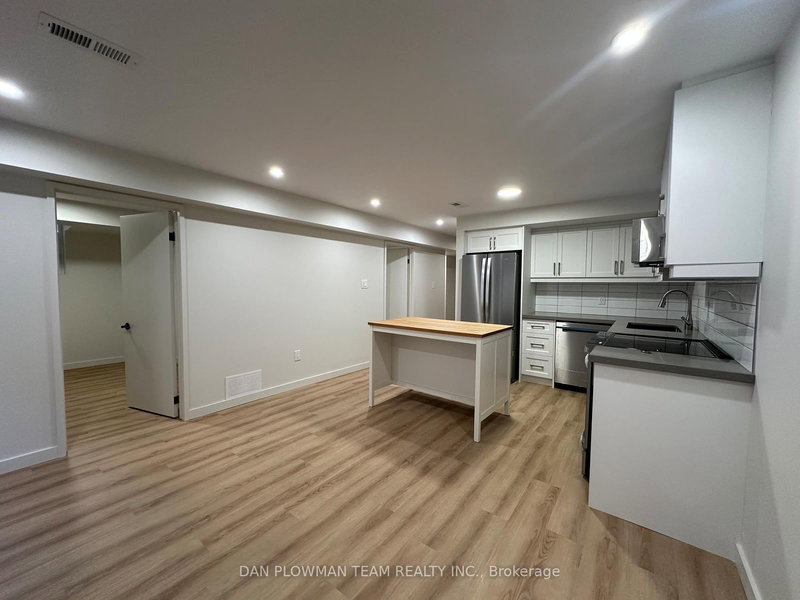 Bsmt - 813 Groveland Ave, Oshawa, L1K 0V9 | Image 3