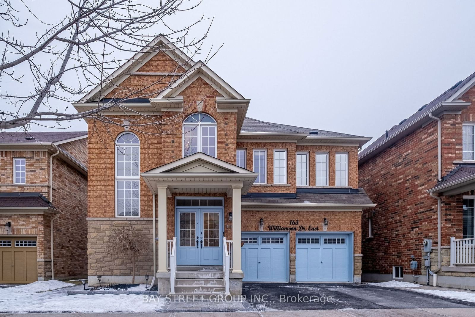 Building in 163 Williamson Drive