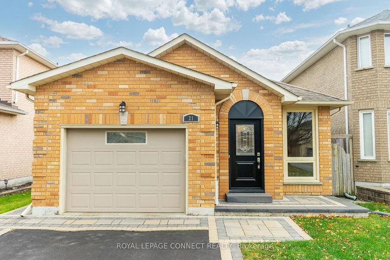 home for lease on 21 Caleche Avenue