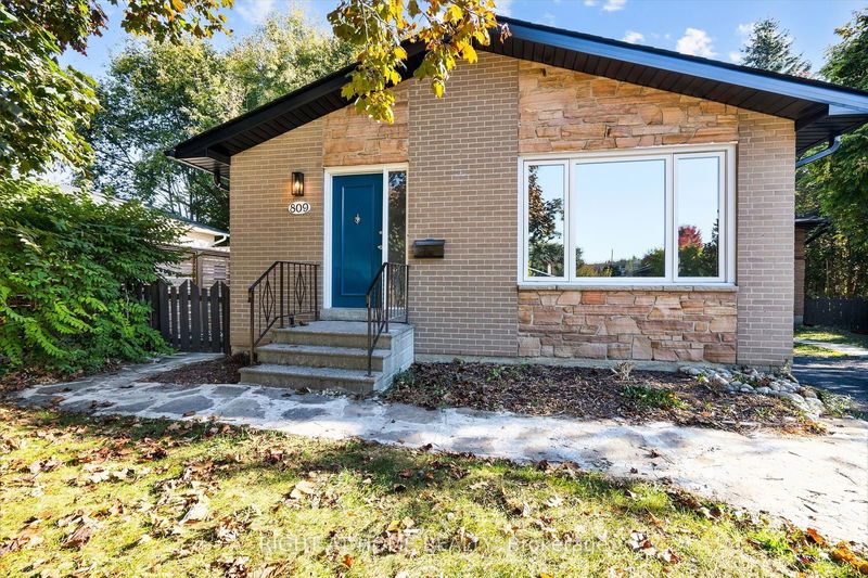 home for lease on 809 Helen Crescent