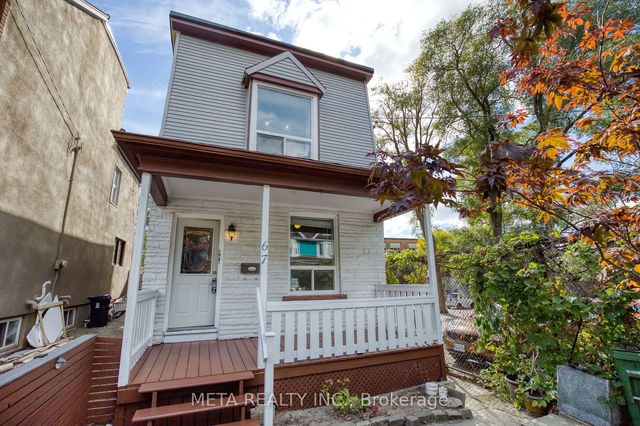 upper - 67 Boultbee Avenue