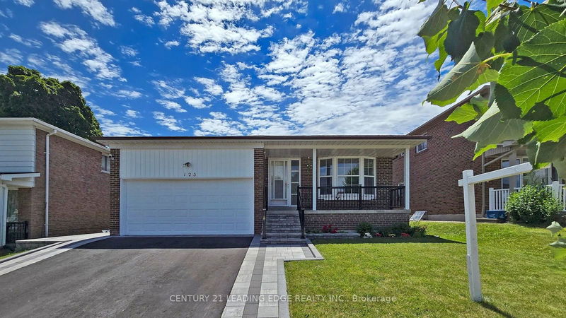home for lease on Main-123 Briarscross Boulevard