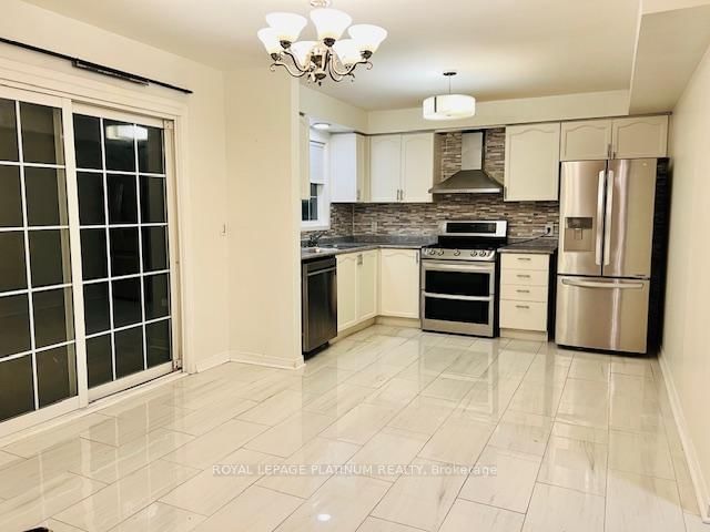 Main - 1033 Grandview St N, Oshawa, L1K 2S8 | Image 2