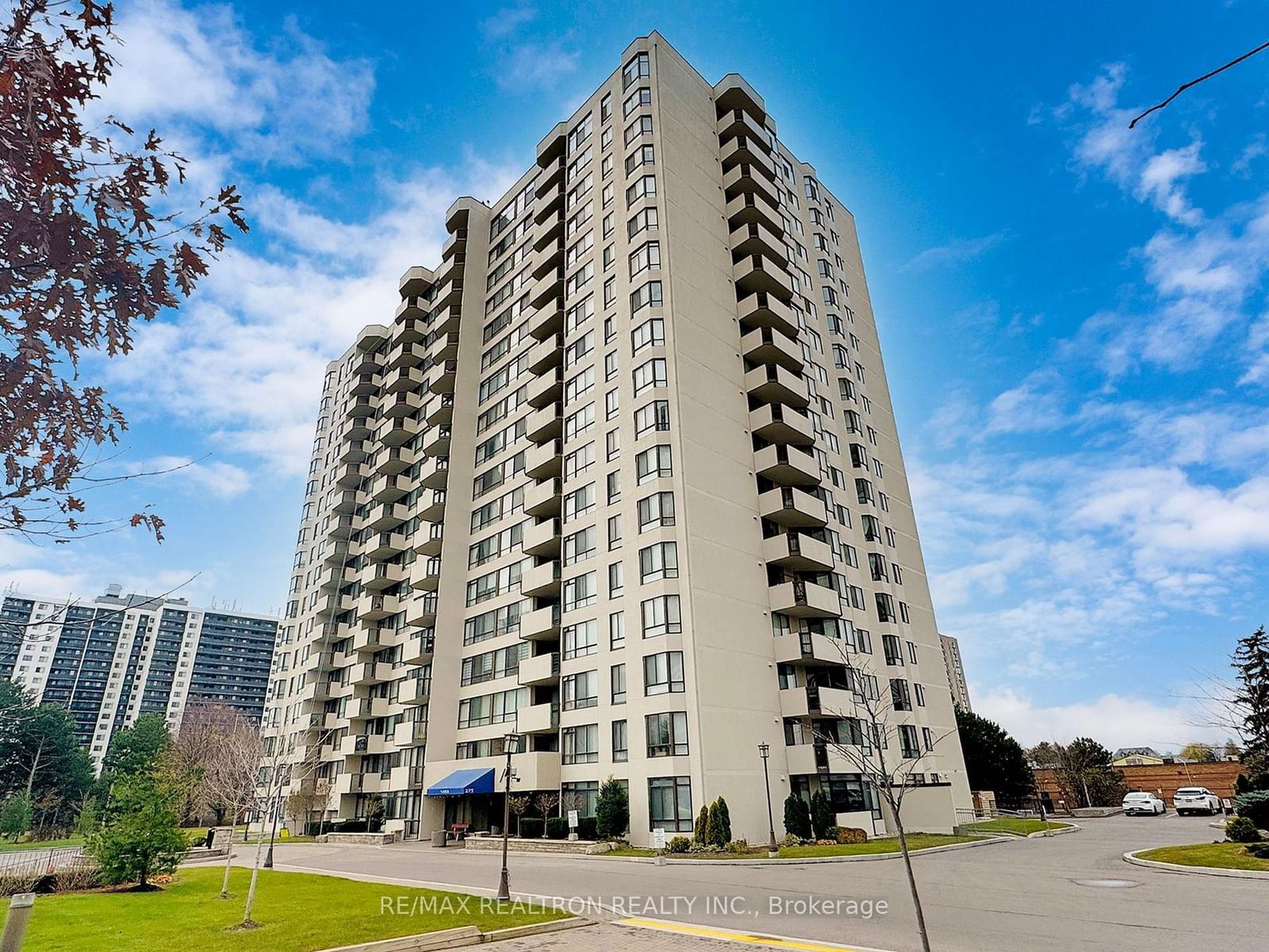 Condo sold at 1709-275 Bamburgh Circle, Toronto, Steeles, M1W 3X4 - MLS: E10433763