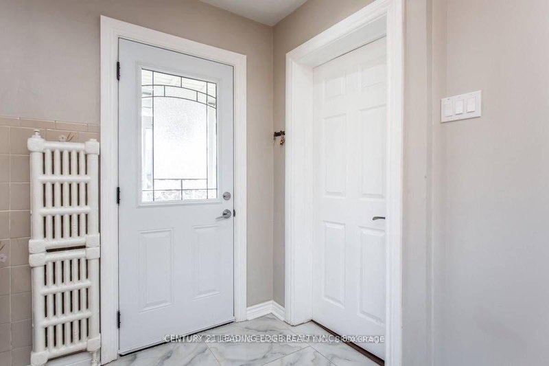 378 O'connor Dr, Toronto, M4J 2V7 | Image 3