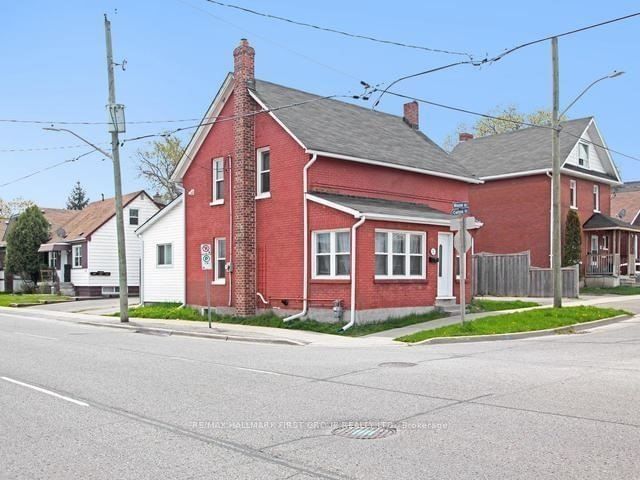 home for lease on Main-21 Maple Street